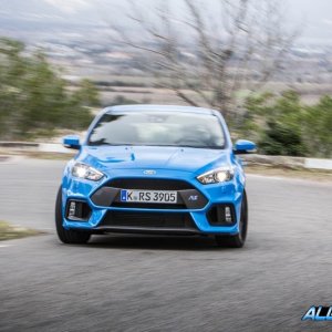 2016-Ford-Focus-RS-112-876x5351.jpg